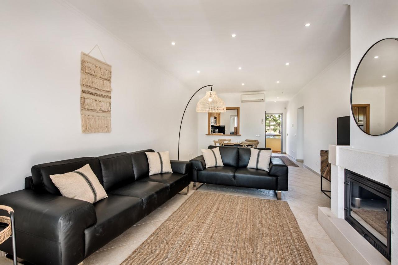 Modern And Spacious Two Bedroom Apartment 카르보에이루 외부 사진