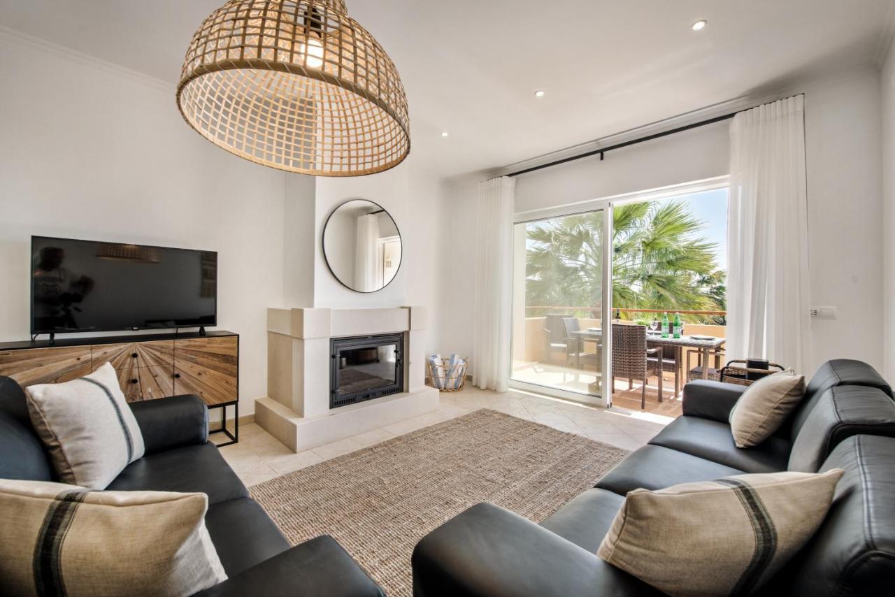 Modern And Spacious Two Bedroom Apartment 카르보에이루 외부 사진