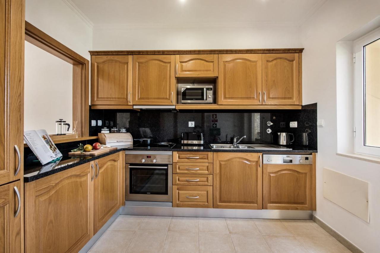 Modern And Spacious Two Bedroom Apartment 카르보에이루 외부 사진